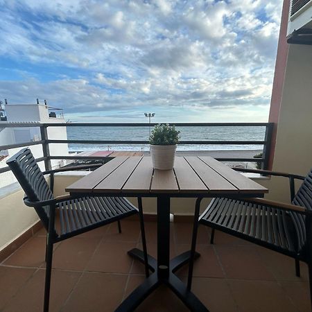 Maravilloso Apartamento En Primera Linea De Playa Con Vistas Al Mar En Caleta De Velez 2 D Exterior photo